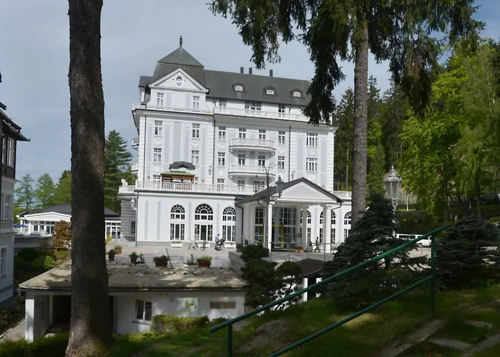 Esplanade And Golf Hotel