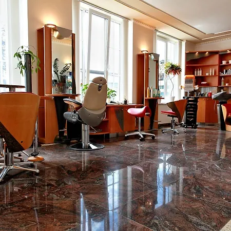 Отель Esplanade And Golf 5*