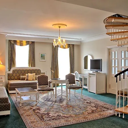 Hotel Esplanade And Golf 5*