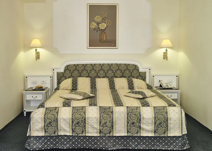 Esplanade And Golf 5*